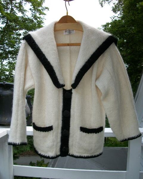 Icelandic Wool v-neck Cardigan, Pockets, "Sailor Collar"