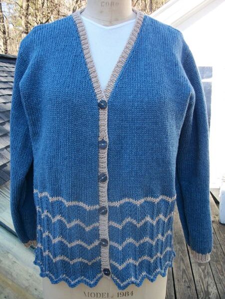 Women's wool/cotton v-neck cardigan with ripple pattern