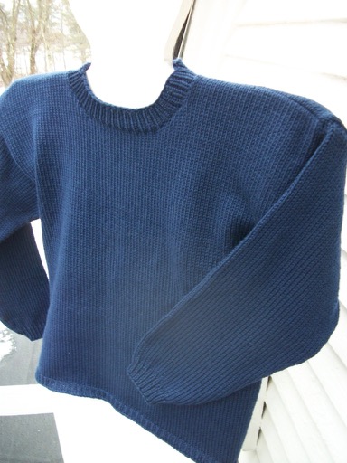 Mid Weight wool crew neck pullover
